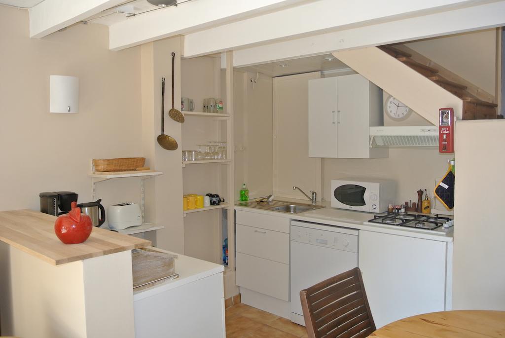 Les Angles En Avignon 30133 Les Anglesアパートメント 部屋 写真